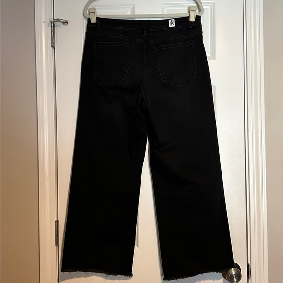 Altar'd State Pearl & Diamond Studded Cropped Wide Leg Jean Women's Size 10 / 30 - Picture 4 of 8